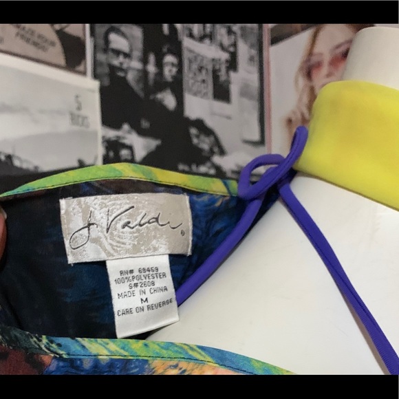 SOLD- J Valdi Multi Colored Swimsuit Coverup - Sz M - Picture 4 of 4